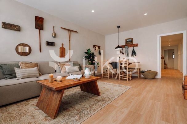 Barcelona Capital, Catalonia 08021 - Foto 1