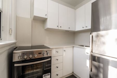 145 Arlington Avenue - Photo 4