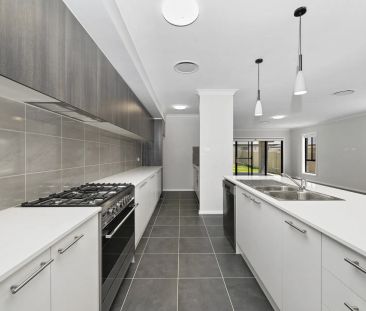 4 Bedroom Home - Photo 6