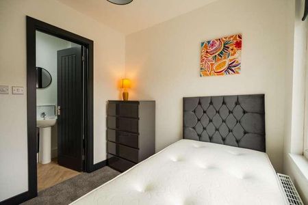 Bow Street, Middlesbrough, TS1 - Photo 4