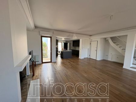 Μεζονέτα για ενοικίαση Κηφισιά - Photo 2