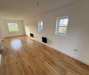 The Orchards, Ringmer, BN8 - Photo 1