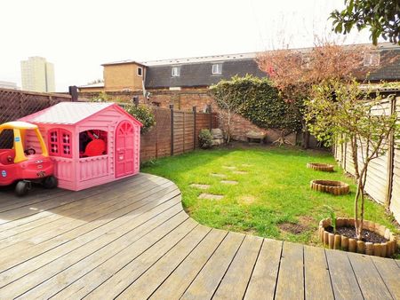 2 Bed Flat, Mount Pleasant Road, N17 - Photo 4
