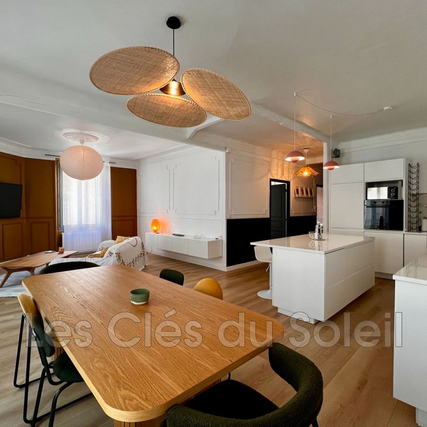 Location Appartement 3 pièces 79m² HYERES 83400 - Photo 1