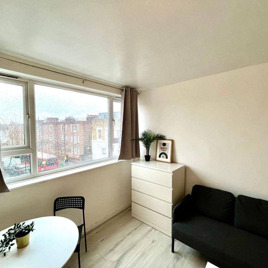 Room in a Shared Flat, Richmond Road, E8 - Photo 1