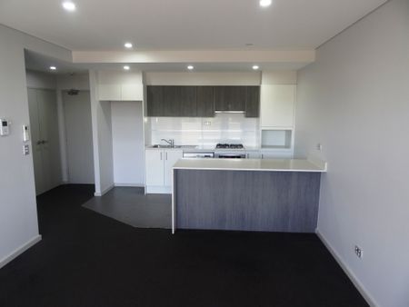 North-Facing Two-Bedroom Apartment - Photo 3