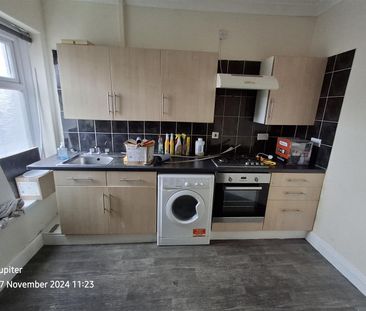 2 Bed Flat To Let On Clive Street, Cardiff - Photo 2