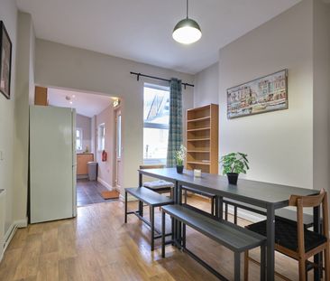 4 Bed Terraced House, Hartley Road, NG7 - Photo 3