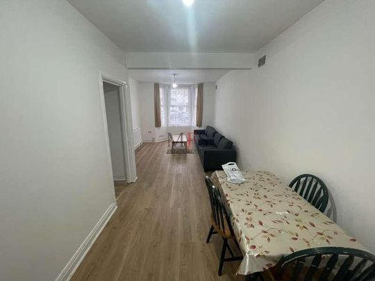 Waltham Road, Southall, UB2 - Photo 1