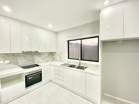 Brand New 2 Bedroom Granny Flat! - Photo 3