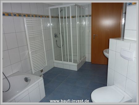 + + + RENOVIERTE 3 Zi-Maisonette-WHG. GEHOBENE AUSSTATTUNG, BALKON, NIEDRIGENERGIEHAUS + + + - Foto 5