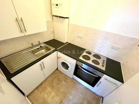 Studio to rent - Photo 3