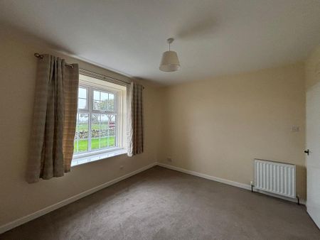 4 bedroom terraced house to rent - Photo 4
