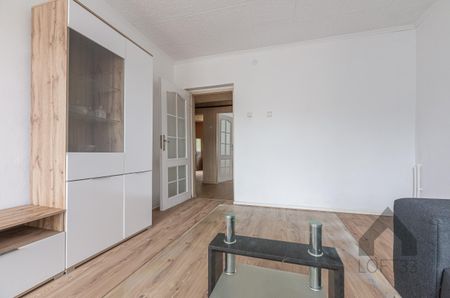 Duże i tanie dwupokojowe mieszkanie w Jaworznie przy Ogrodowej do wynajęcia | Spacer 3D - Фото 3