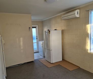 Two Bedroom Front Unit – Heatpump - Photo 5