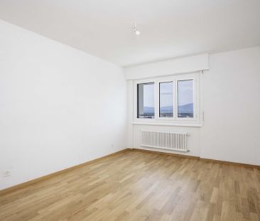 Lumineux logement de 2.5 pièces au 1er étage - Photo 4