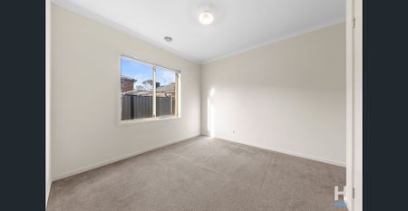 Modern Living in Prime Location! - Photo 4