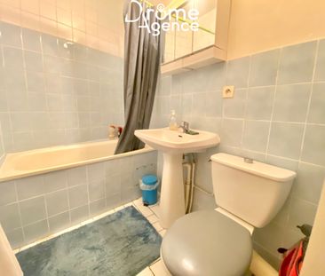 Location Appartement 2 pièces 40m² VALENCE 26000 - Photo 5