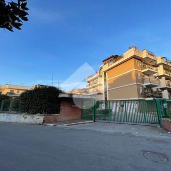 Trilocale in affitto - Photo 3