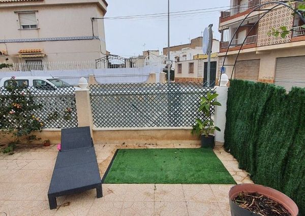 Alquiler de chalet pareado en Calle Viena, 11