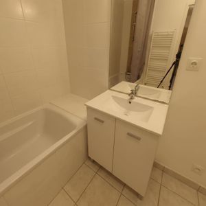 Location Appartement 3 pièces 60m² NANTES 44300 - Photo 2