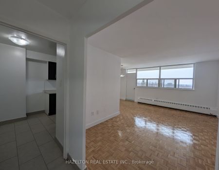 1780 Victoria Park Avenue #905 - Photo 5