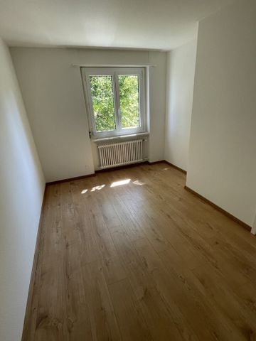 helle 3.5-Zimmerwohnung beim Schulhaus Moosmatt - Photo 2