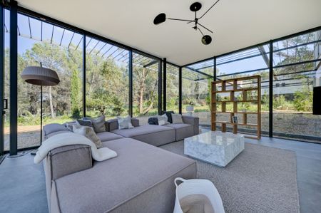 Location Maison Aix-en-Provence 7 Pièces 300 m² - Photo 5