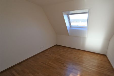 4.5 Zimmer, 110 m², 2. Stock - Photo 3