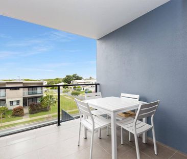 FULLY FURNISHED 2 BEDROOM UNIT - Photo 4