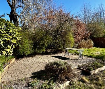 Clough Lane, Hightown, Liversedge, WF15 - Photo 1