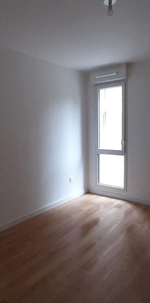 location Appartement T2 DE 42.1m² À NANTES - Photo 1