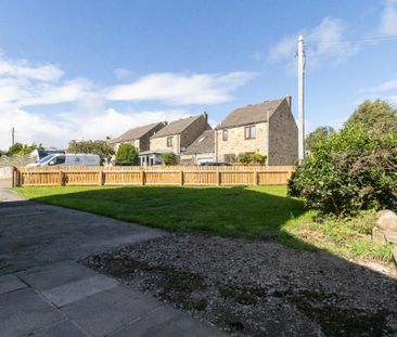 2 bedroom semi-detached house to rent - Photo 5