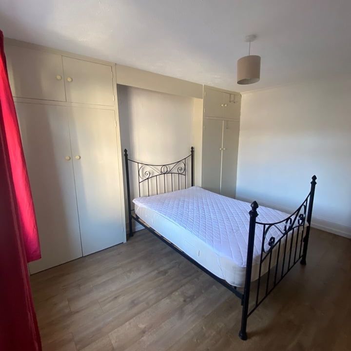 4 Bed Terraced House, Lewes Road, BN2 - Photo 1