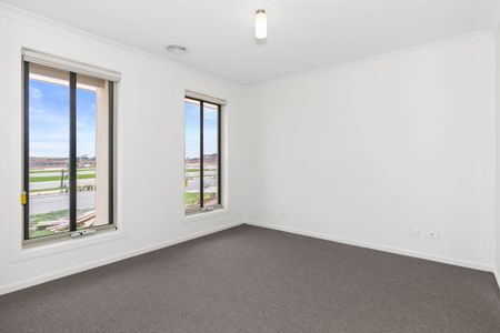 Spacious 4-Bedroom Home with Modern Features in Wyndham Vale - Photo 3