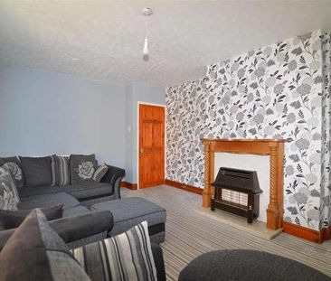 Stonegate Road, Thorpe Edge, Bradford, BD10 - Photo 2