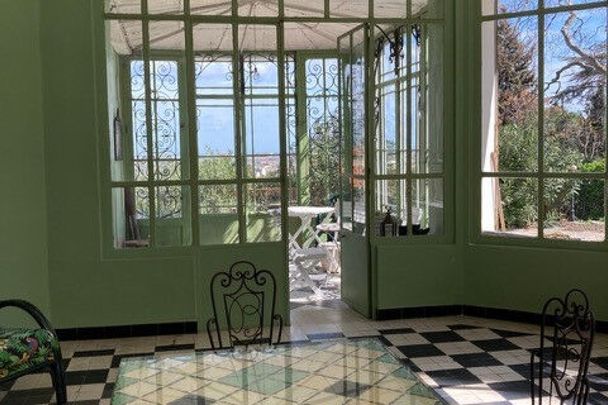 PIED A TERRE ATYPIQUE ENVIRONNEMENT D'EXCEPTION - Photo 1