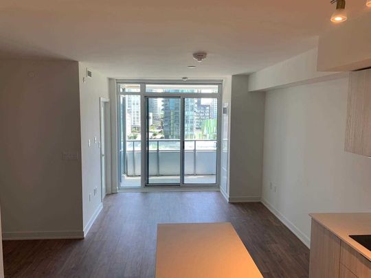 For Lease - 576 Front Street Unit# 507, Toronto, Ontario - Photo 1