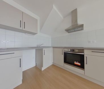 Location Appartement 3 pièces 68m² BUXEROLLES 86180 - Photo 4