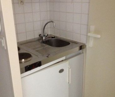 Location Appartement 1 pièce 18m² - Photo 3