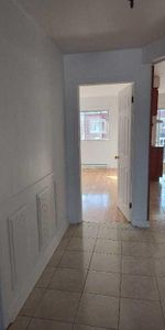 4 1/2 St. Leonard Viau/Lavoisier $1500 - Photo 3