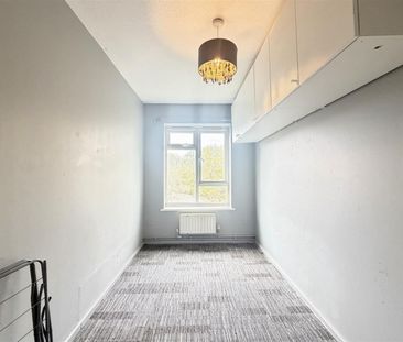 2 Bedroom Apartment To Let - Photo 2