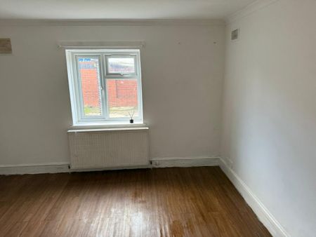 3 bedroom house to rent - Photo 2