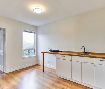 For Lease - 1351 Lansdowne Avenue Unit# Upper, Toronto, Ontario - Photo 4