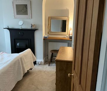 Three Double Bedroom Cottage to Rent in Mayfield - Photo 1