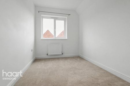 3 bedroom semi-detached house to rent - Photo 5