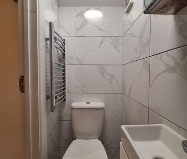 Sherwood Avenue, Greenford UB6, London - Photo 4