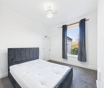 City Road, Beeston, Nottingham, NG9 - Photo 4