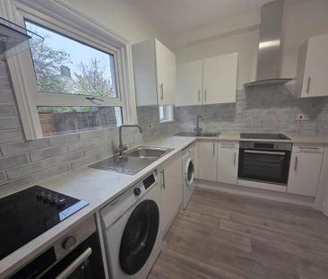 6 bedroom house of multiple occupation to rent - Photo 6