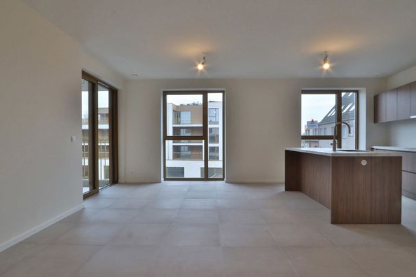 2 slpk BEN-appartement aan het station van Beveren! - Photo 1